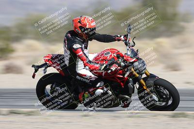 media/Dec-01-2025-Moto Forza (Mon) [[2daa91e15f]]/3-Beginner Group/Session 2 (Turn 7 Inside Pans)/